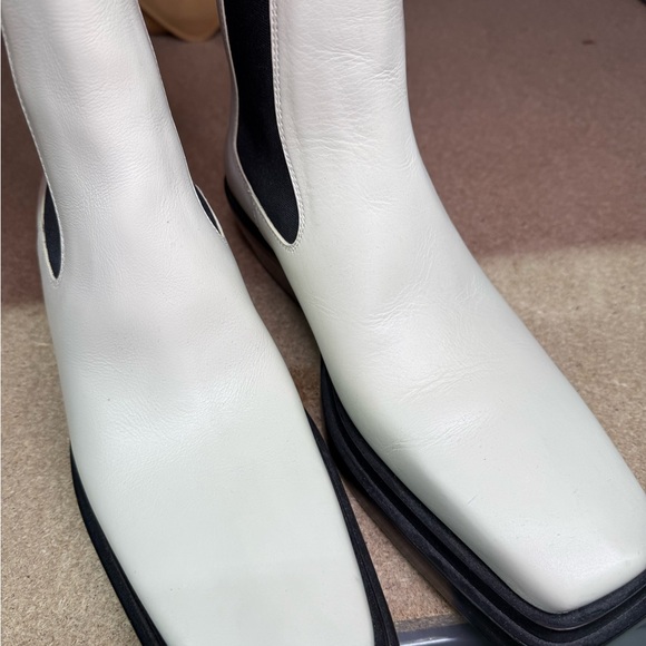 Bottega Veneta Boots - Picture 5 of 7